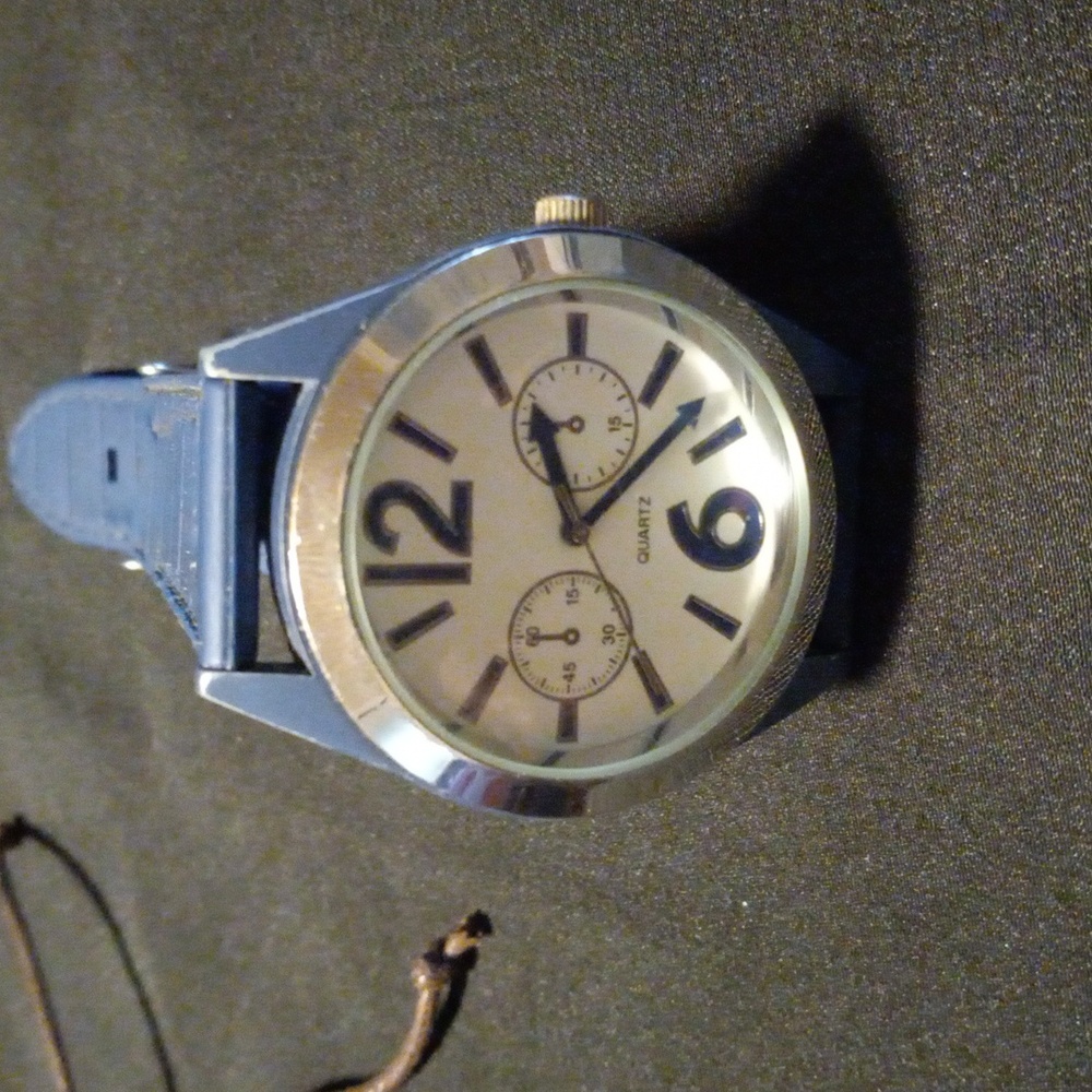 Mens Quartz Watch with Blue wrist band. 2 leather slide bracelets.